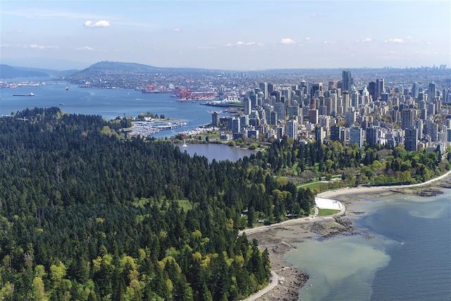 Voyage Des Rocheuses à l'île de Vancouver "tout confort"