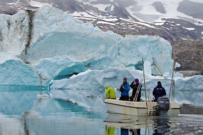 Sortie en bateau dans le fjord Sermilik - Groenland