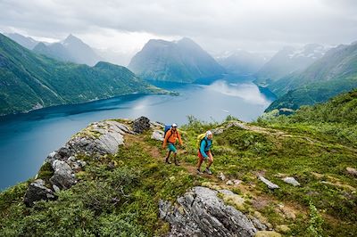 Hjorundfjord - Comté de Møre og Romsdal - Norvège